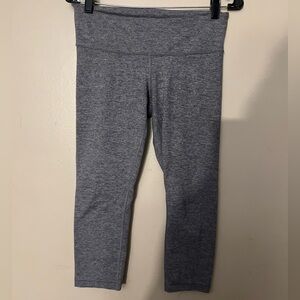 Lululemon Athletica Heather Gray Cropped Leggings